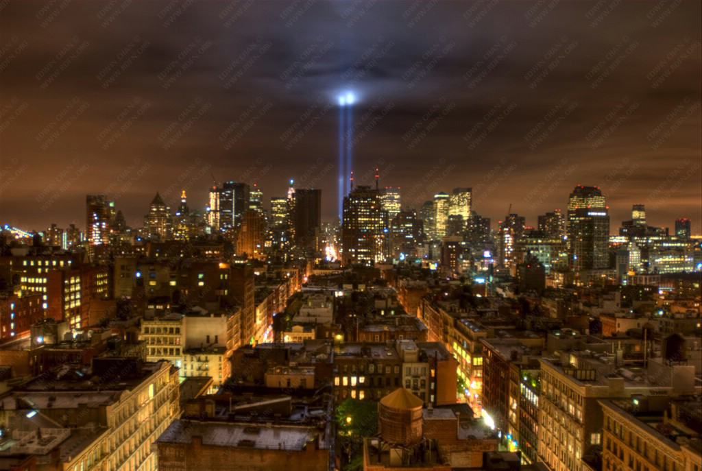 tribute in light 2009 [200909112344].jpg